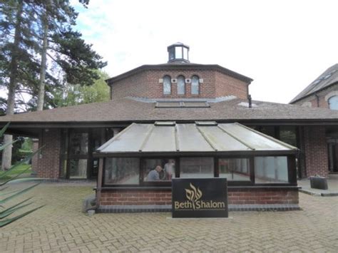 Beth Shalom Holocaust Centre .